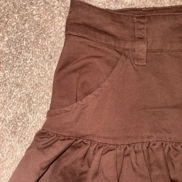 Brown Tiered Ruffle Mini Skirt- Y2K Skater Style | NWT Size S - Picture 2 of 4